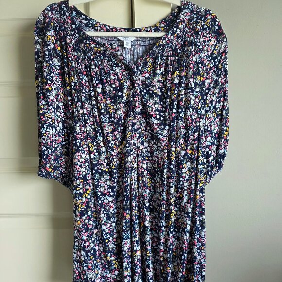 Blue Floral Crown and Ivy top - Picture 1 of 2